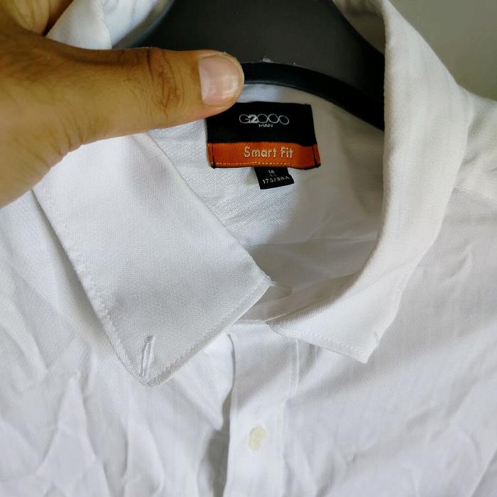 kemeja pria SIZE M Stretch putih g2000