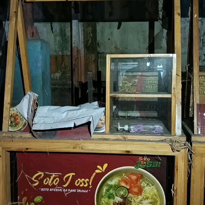 Gerobak Kayu Jati Belanda, Bekas. Minus Pemakaian, Sesuai Pict. Ongkir Bayar Via Lalamove. Chat Dulu