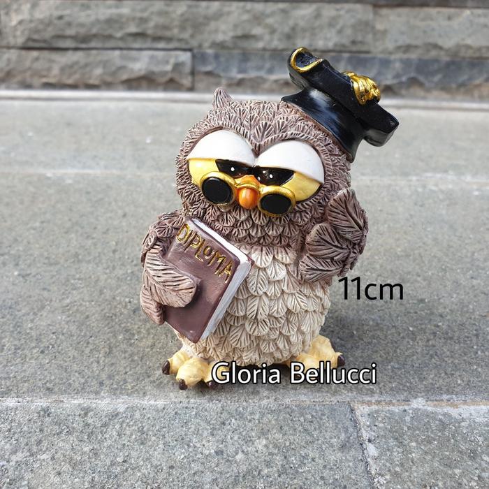 patung pajangan burung hantu sarjana miniatur owl wisuda