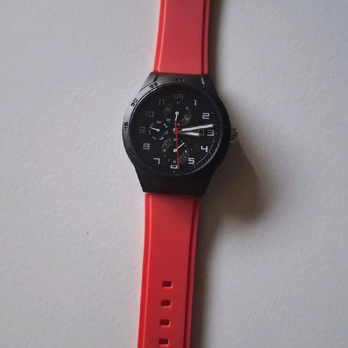 Jam Tangan Pria QnQ Ori Second Rubber Strap