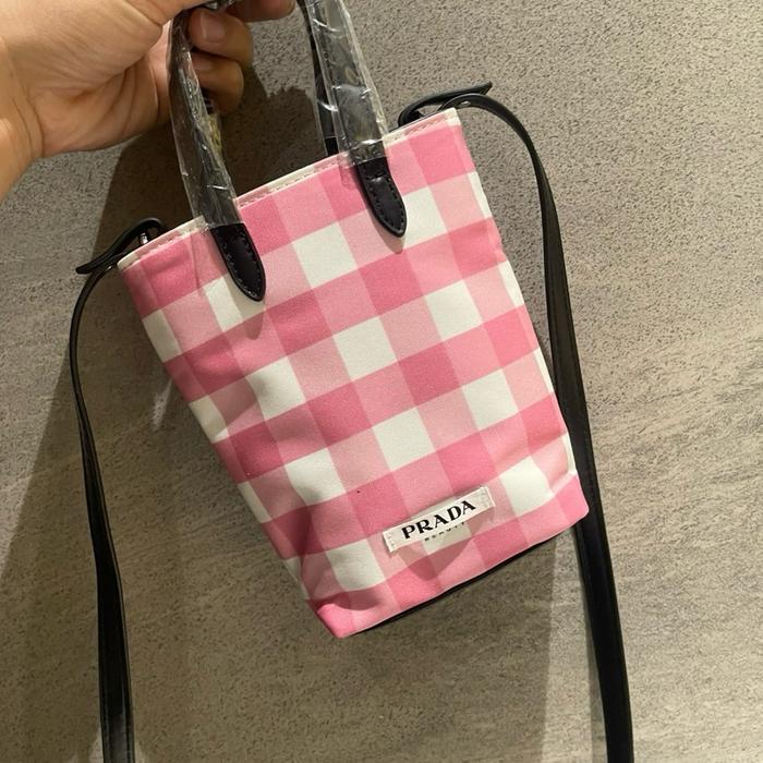 Tas selempang hp sling bag  branded beauty gift 2026