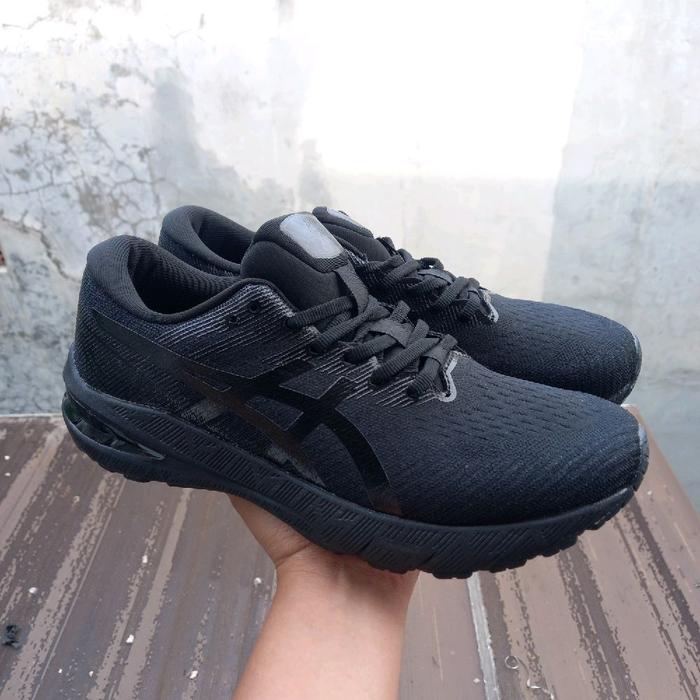 Sepatu Asics GT-1000 Tripleblack