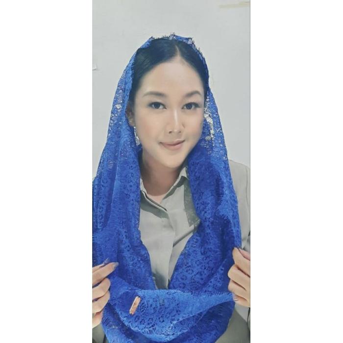 terlaris hijab brokat,hijab instan, lace hijab premium biru elektrik,hoodie hijab,hijab brukat