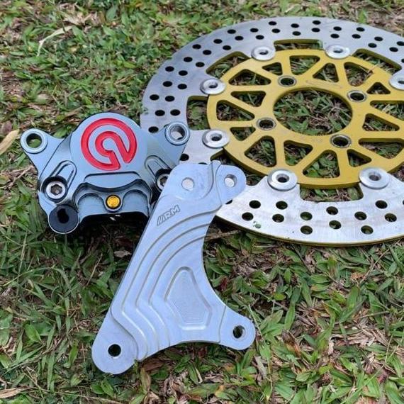 BRACKET KALIPER VARIO BEAT SCOOPY ( KALIPER BREMBO 2P 260 )