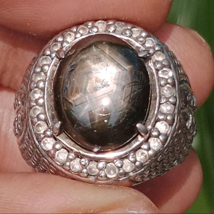 Bangsing Kresnadana star 12 black shappire star lawas
