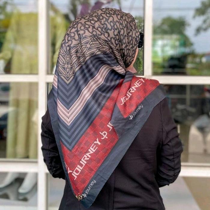 Kerudung Segiempat Journey kw Lisa Fara Silla Hilda Meliya Clara