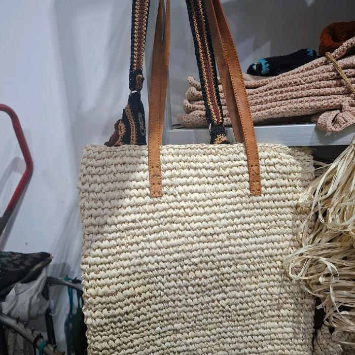 TOTEBAG GAJIH, TOTEBAG AGEL , TAS BALI