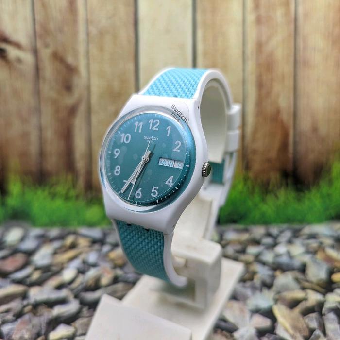 Swatch Analog Jam Tangan Wanita Karet Hijau GW714 POOL LIGHT Original