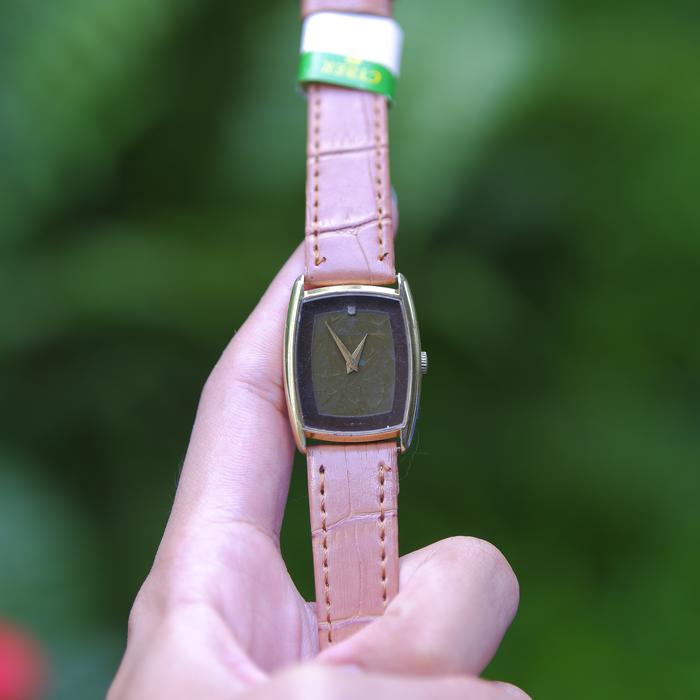 Cyma Hand Winding Square Swiss Watch