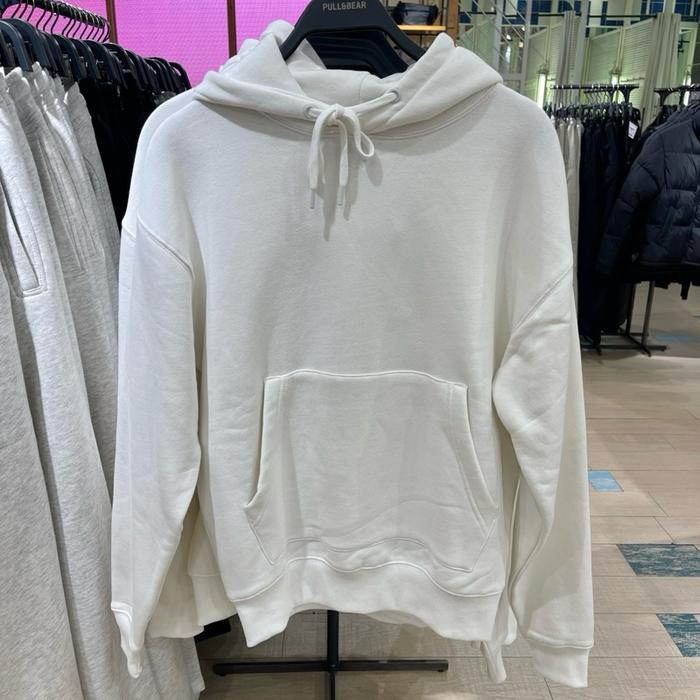Hoodie Pull and Bear Man jastip jasa titip beli