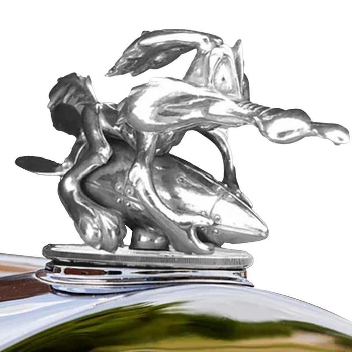 Hood Ornament Cartoon Vintage Coyote Rocket/Gunner Car License Plate