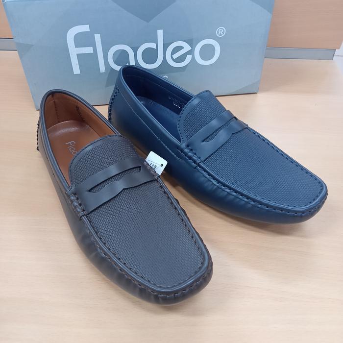 sale sepatu sendal fladeo/pria casual
