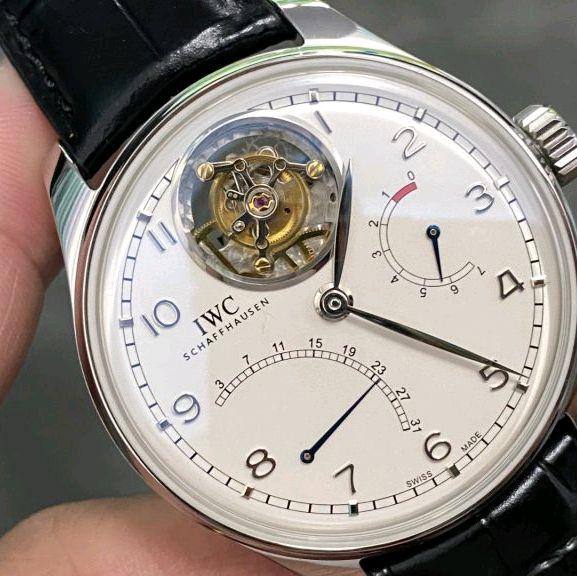 JAM TANGAN lIWC SCHAFFHAUSEN PORTUGIESER TOURBILLON MYSTERED RETROGRADE IW504601