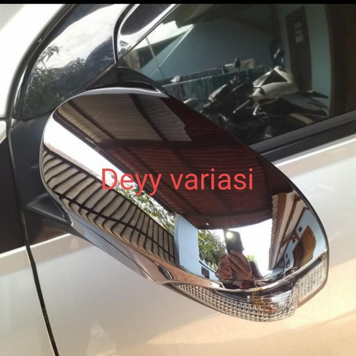 cover spion mobil calya Sigra crome O1
