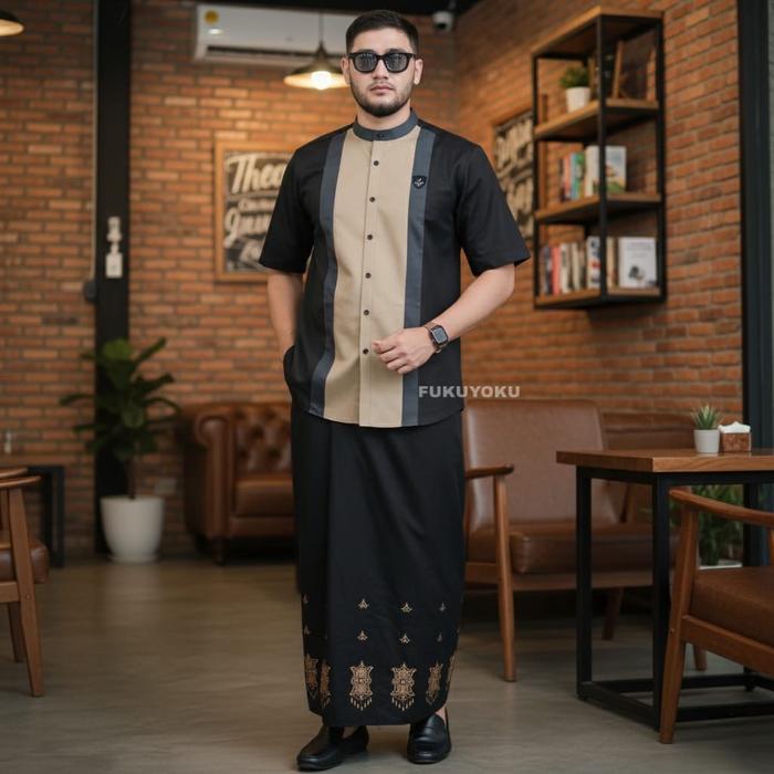 Setelan SARKO Sarung Dan Koko Lengan Pendek Motif Nuaiman Dan Sarung Motif Aceh Warna Hitam Terbaru