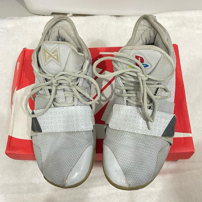Nike basket Playstation edition