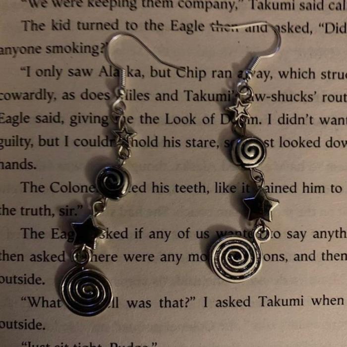 spiral star earrings y2k Produk