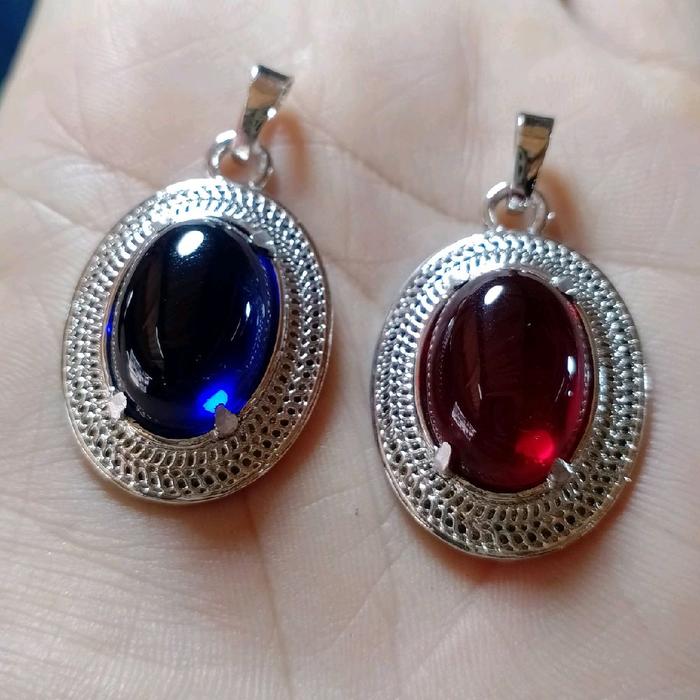 Liontin Batu merah siam Bangkok 2pis Dimensi 13×18