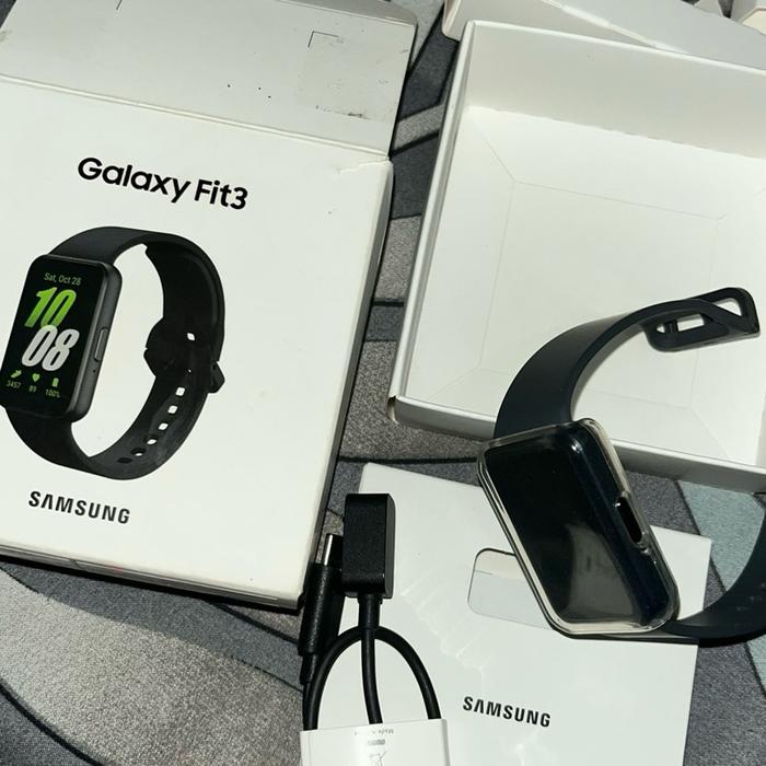 Samsung Galaxy Fit 3 Original Fullset Bekas Mulus Normal 100%