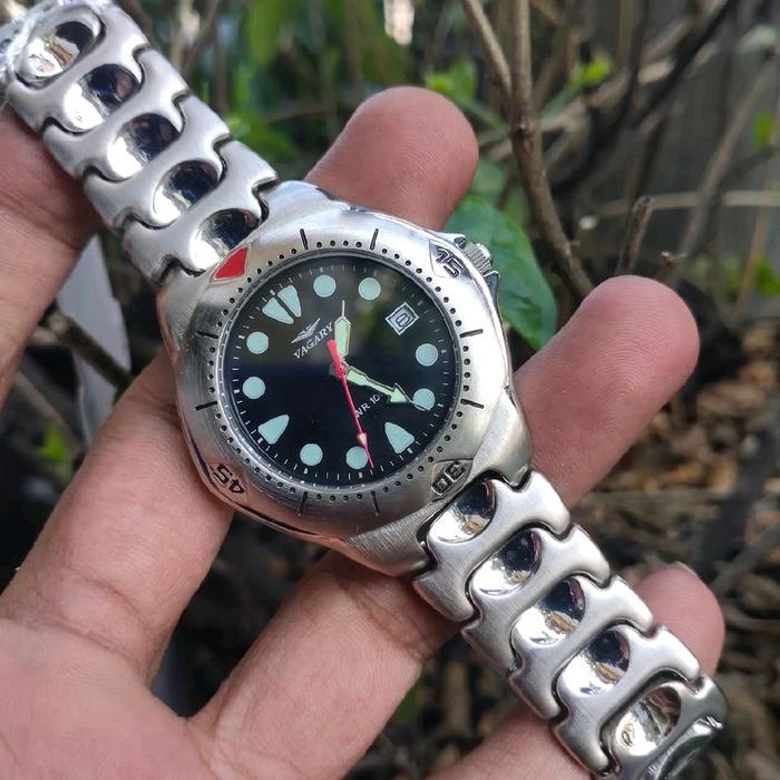 Citizen VAGARY Diver Quartz