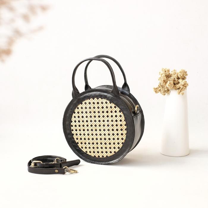 SLING BAG ROTAN JESIE by LUSEE