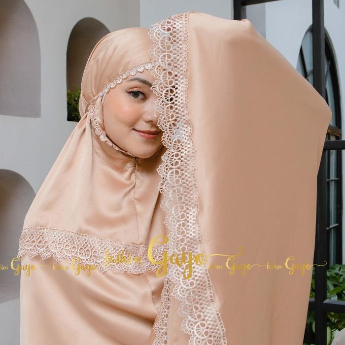 Mukena GAYO Premium Renda Satin Mukena Dewasa Mewah Motif Traveling Tas Daily Slavinaseries Mukenah