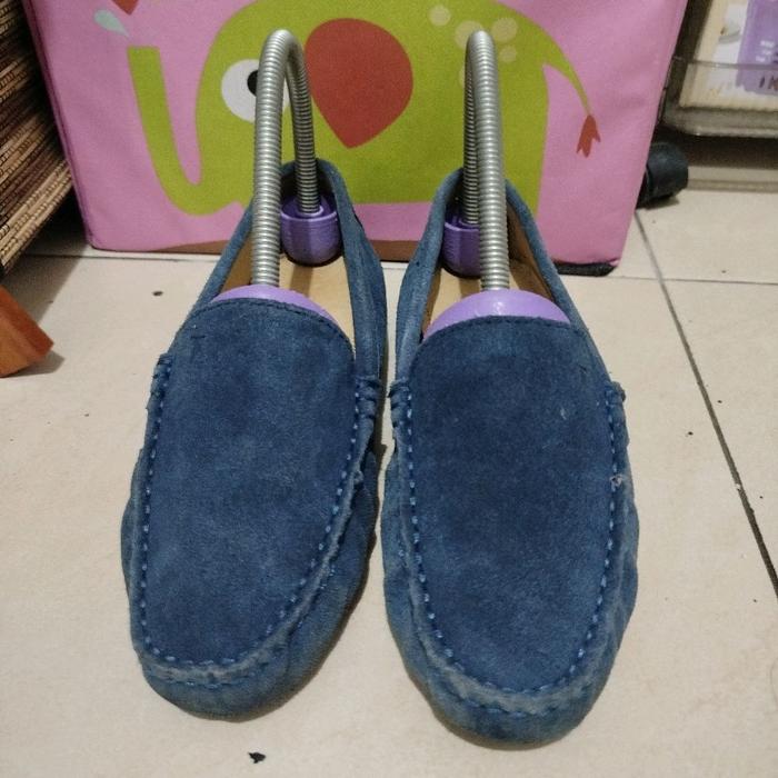 sepatu slipon cewek Tods suede preloved size 36 bagus