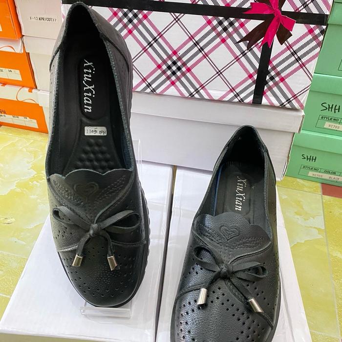 Panses xiu xian mewah terbaru Hitam