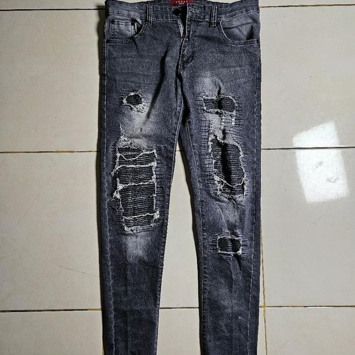 Celana Jeans Rucas X BTR The King of Snow Size 32