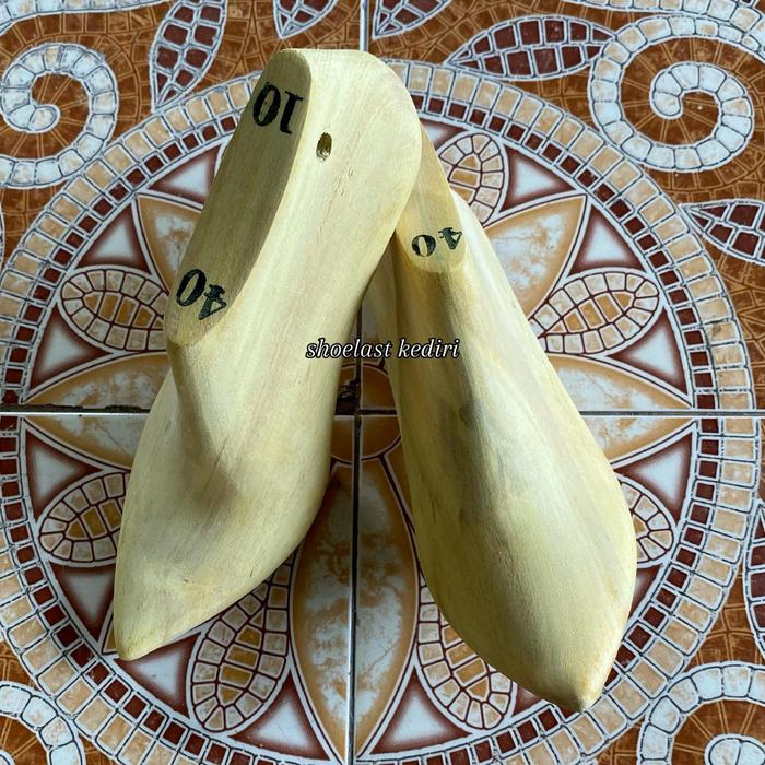 Sepatu Heels, Shoelast atau Acuan berbahan Kayu Presisi - Wanita
