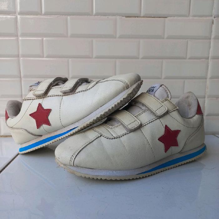 Sepatu Second No Brand mirip Nike Cortez anak