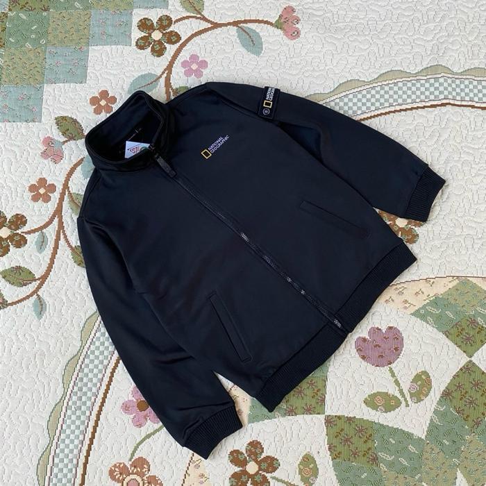 Tracktop jacket kids national geographic full patch hitam pekat like new  super cakep banget