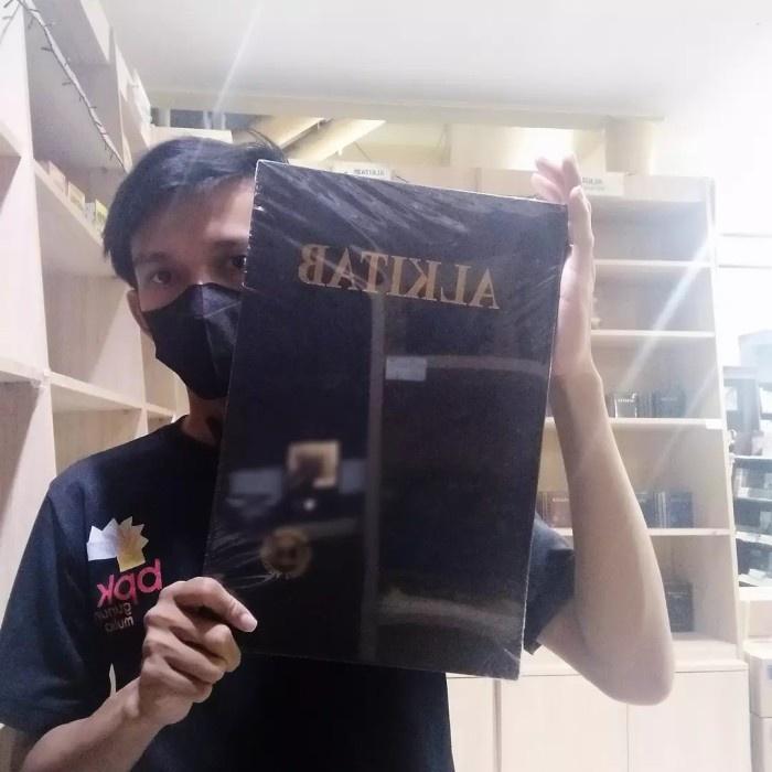 Alkitab Besar Mimbar - Biru Terlaris