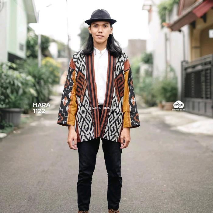 OUTER PRIA TORAJA COKLAT KUNING ETNIK