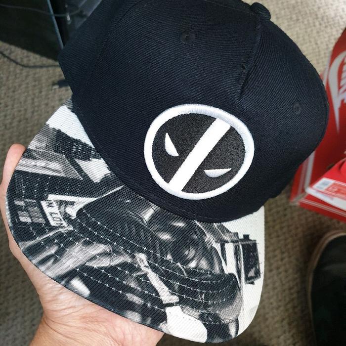 topi deadpool marvel original official