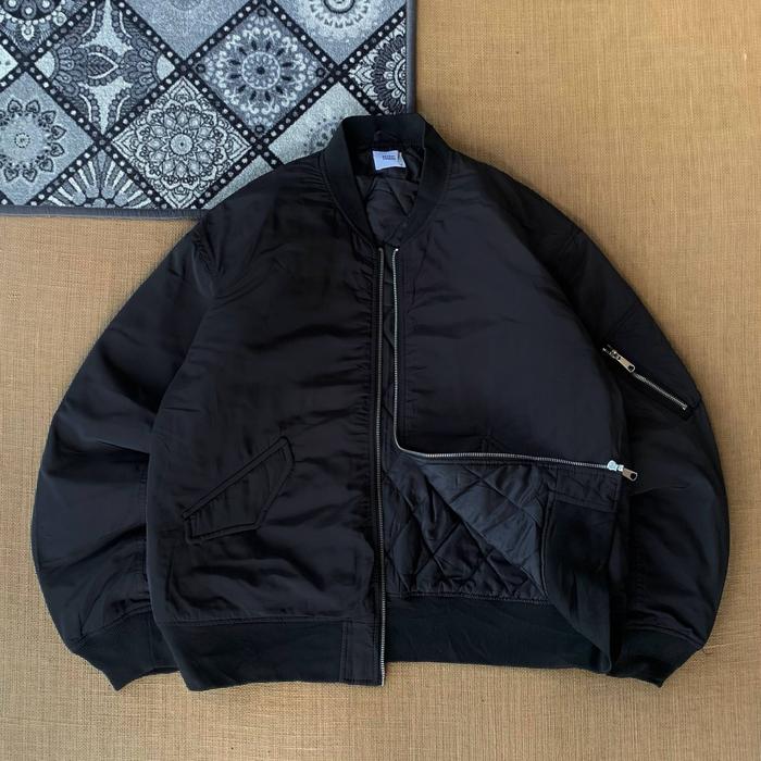 jaket Browny size M (seperti baru) 100% original 170626N