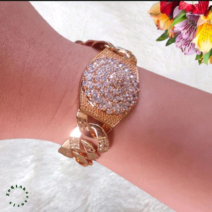 [Beli 1 Bonus1 Random] Gelang Wanita Gold Lapis  Emas 22k  Model Ranta Look Permata Berkilau Aksesor