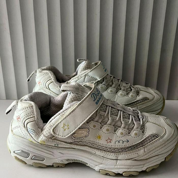 Sepatu Anak Second Original Skechers D-Lites Size 33,5/21cm