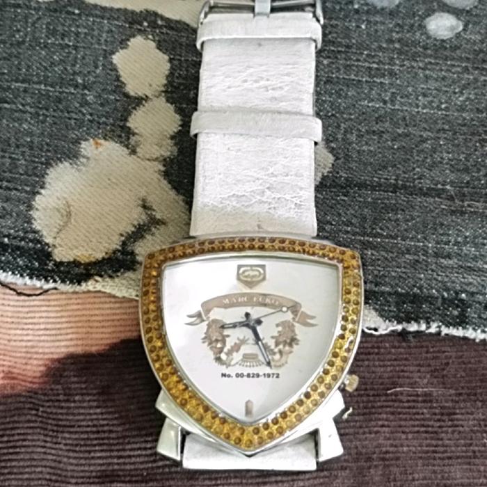 jam tangan oversize Marc ecko non stop quartz watch