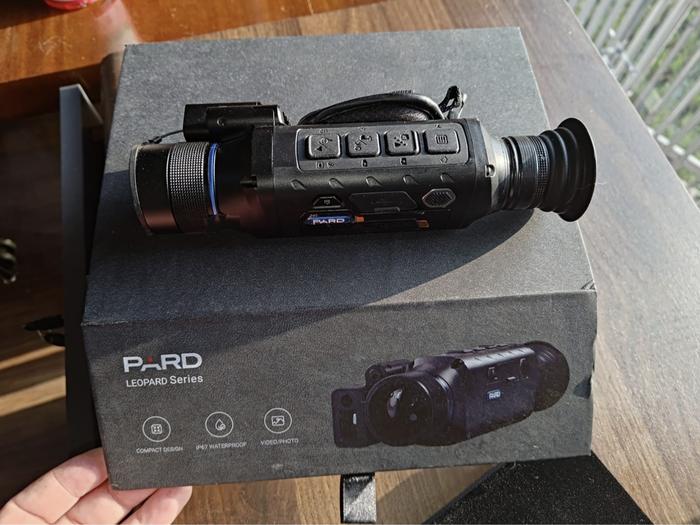 Monocular Thermal Pard Leopard 480 35 LRF