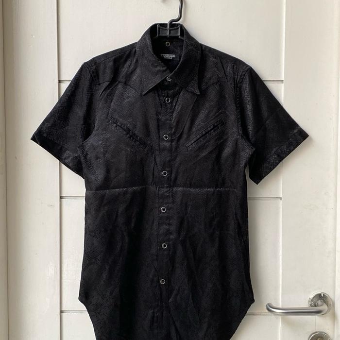 TORNADO MART Black Rattle Snake Shirt