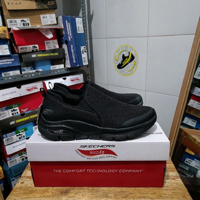 Skechers Slip On Arch Fit - Banlin Full Black