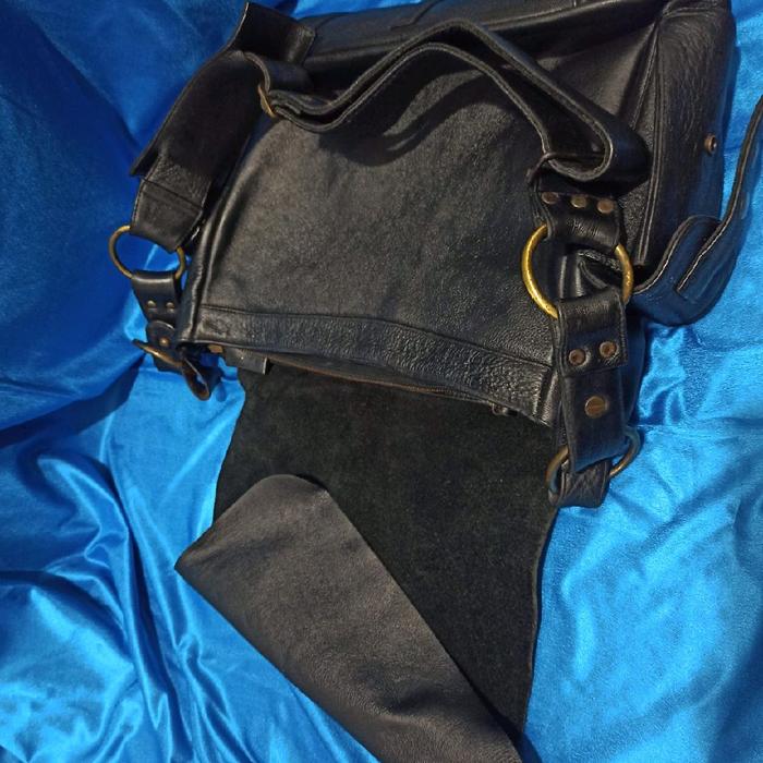 Tas kerja kulit asli merk Lombardi Giovanni
