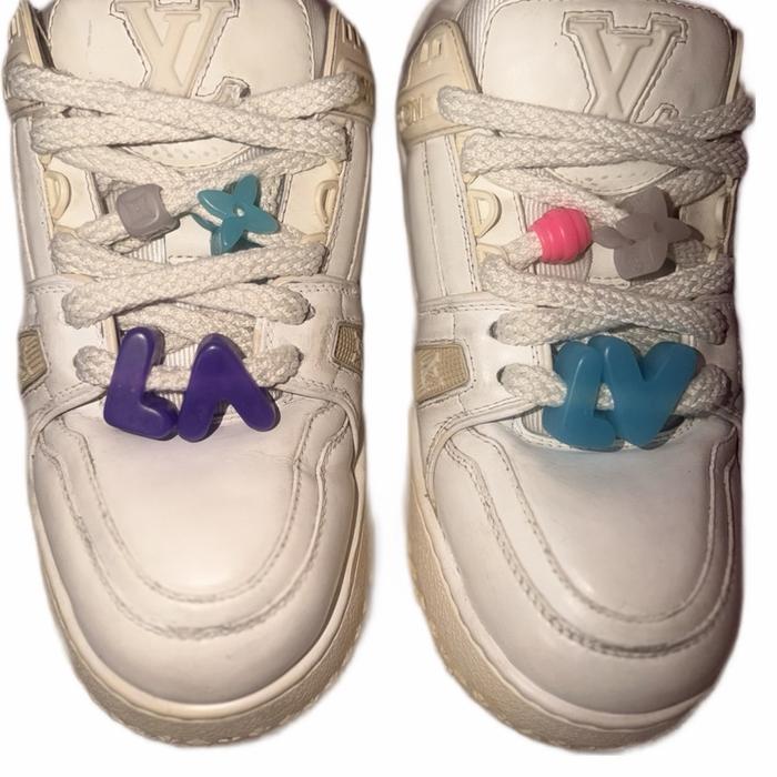 LV trainer maxi size 42 bekas