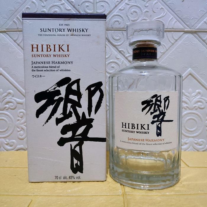 koleksi boto bekas JAPANES HIBIKI HARMONY 700ml + dus