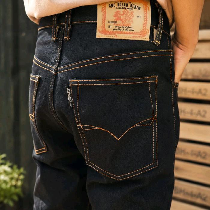 SELVEDGE deep gold VILLAGE FLOWERS x black indigo 14.oz PRO accent