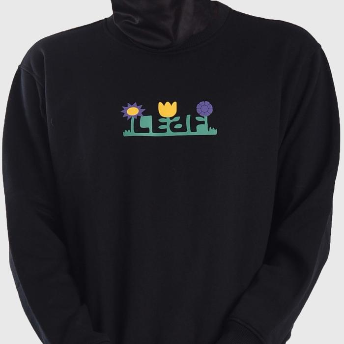 LEAF Bloom Black Crewneck