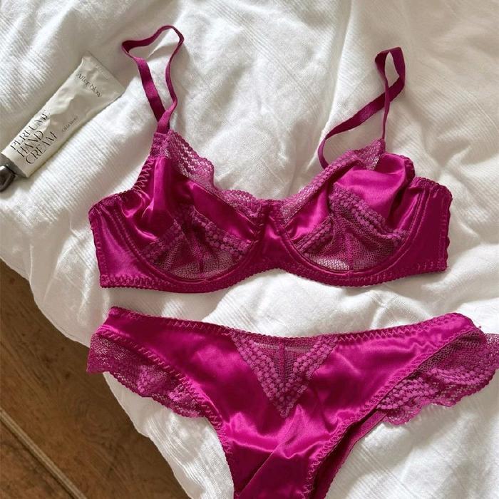 Terlaris- Ruby Bra Set Bh Dan Cd Setelan Pakaian Dalam Lace Brokat Fuschia Lacey Bikini Pantai Beach