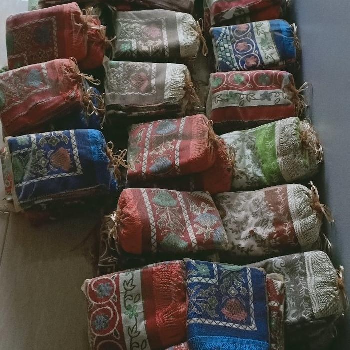 Ready Stok Kantong / Sarung Tile Souvenir 20X30 (Utk Sajadah, Handuk, Dll) Store.Id