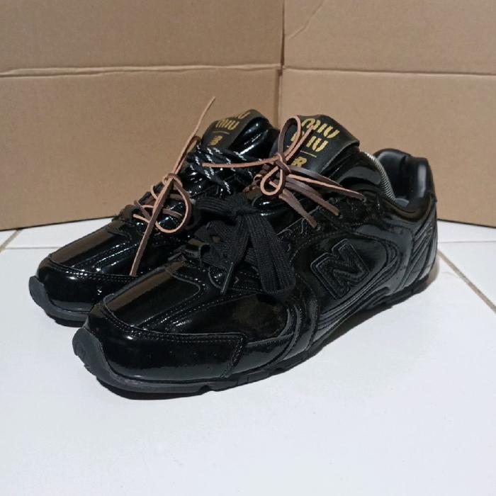 New Balance NB 530 sl x Miu Miu Black metalik Terbaru Dengan Kualitas Asli LJR Dalam Box Double